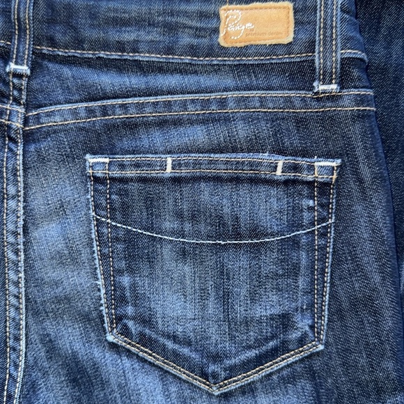 PAIGE Laurel Canyon Low Rise Dark Blue Denim Jeans Long Length 34.5” Inseam - Picture 12 of 16